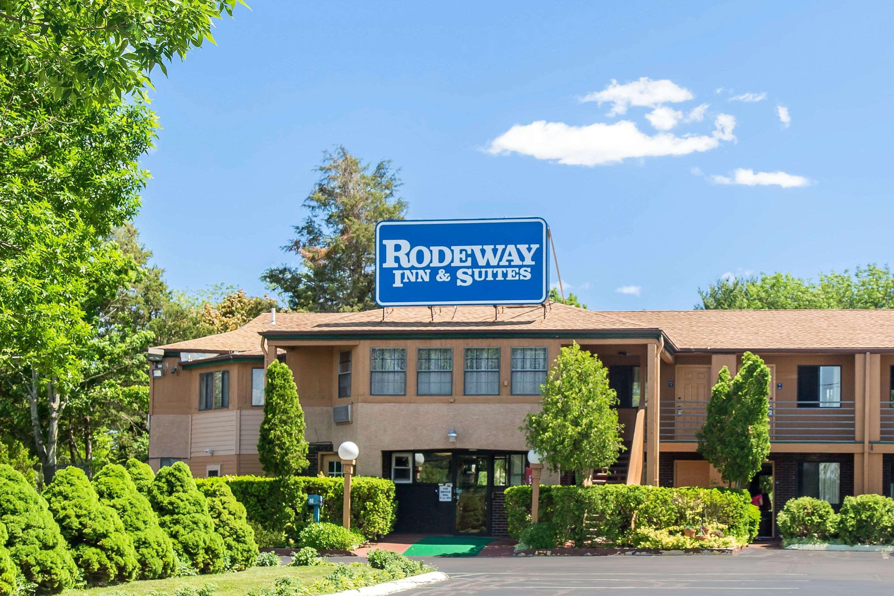 Rodeway Inn & Suites Branford - Guilford Esterno foto